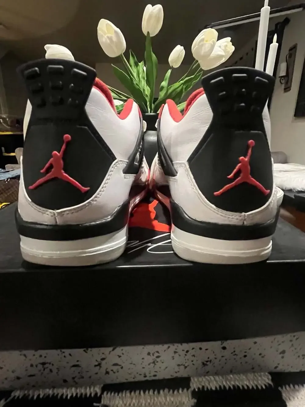 Air Jordan 4 Retro Fire Red (2012 Release)  Please see all pictures for aging an